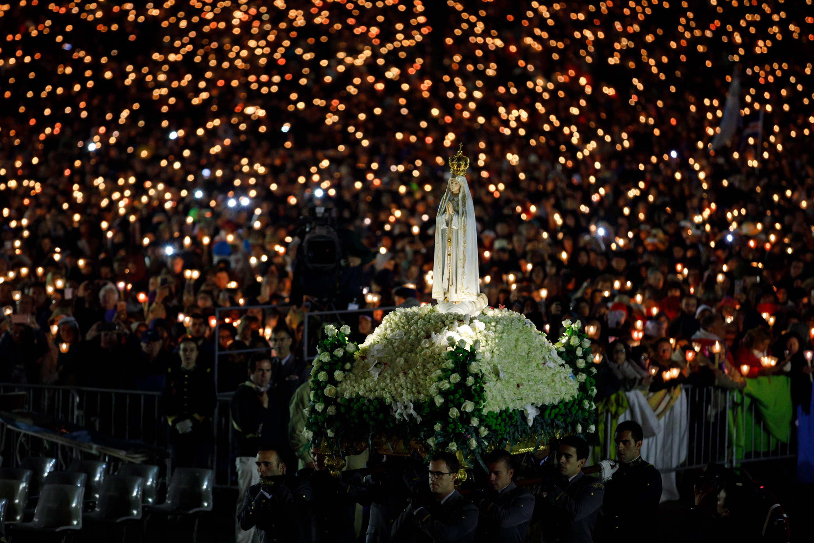Luminaries of Holy Mary Fatima Prayer Group The Basilica of Saint Mary