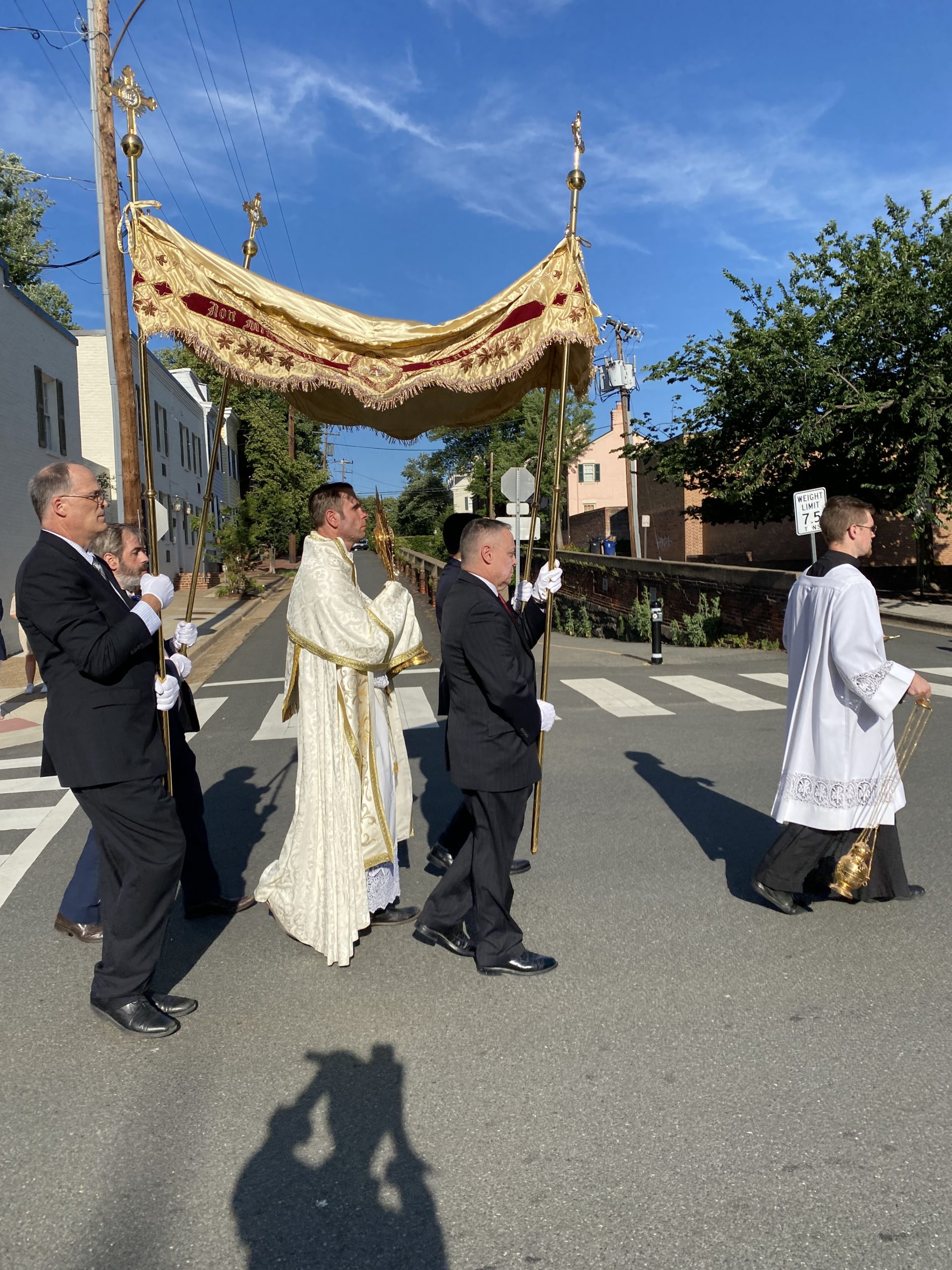 Corpus Christi Procession Showcases Devotion to the Real Presence of Christ  on the Streets of Old Town Alexandria - The Basilica of Saint Mary